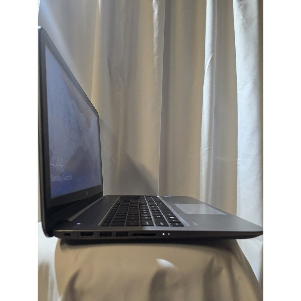 HP Envy Touchsmart Laptop Intel Core i5 - Picture 10 of 16